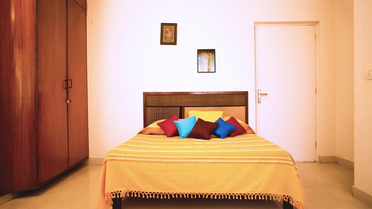 Roots Hostel Нью-Дели Экстерьер фото
